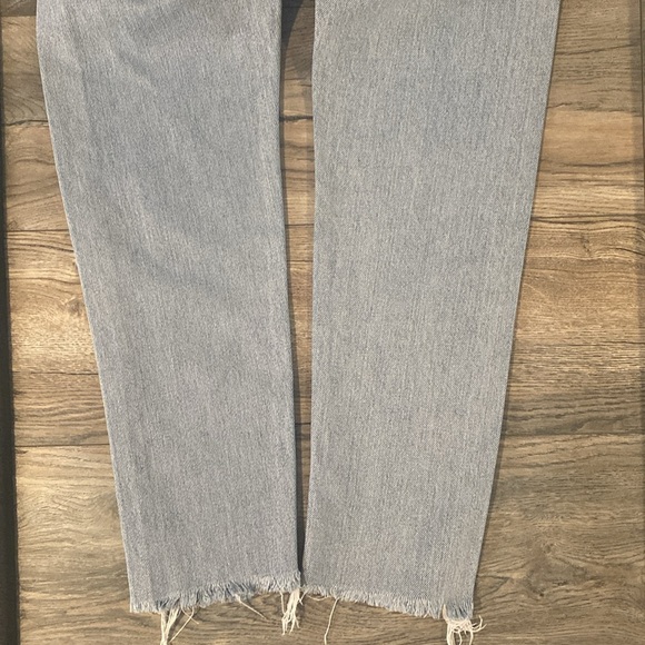 Vintage LEVIS Classic Light Blue Women's Jeans - Picture 8 of 16